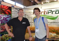 Eric Kerklaan van HortiPro kreeg Sjoerd van Marrewijk van Vertify op bezoek. Samen met vader Rinie deed Sjoerd een rondje beurs.